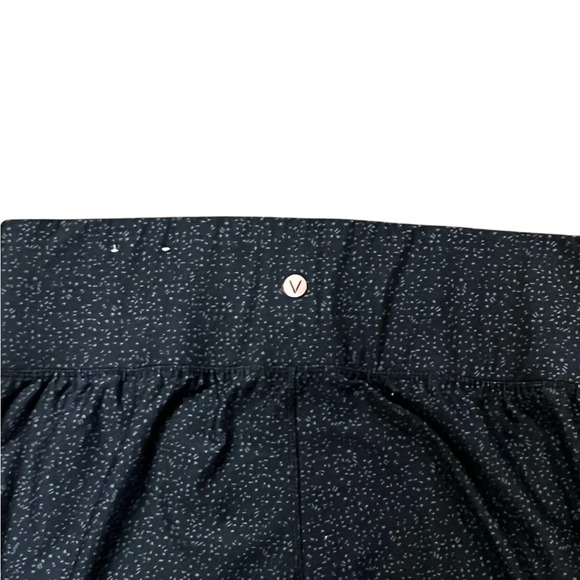 Women’s LIVI Active Cropped Leggings Plus Size 18/20 black gray speckled - Picture 3 of 5